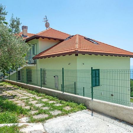Chiara Du Ciapin - Osservatorio Cogoleto Buitenkant foto